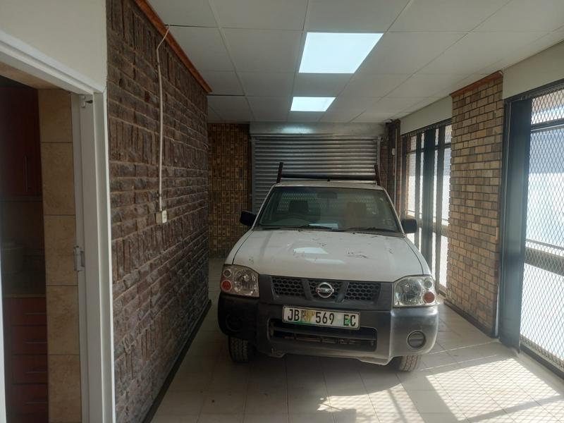 To Let commercial Property for Rent in Korsten Eastern Cape